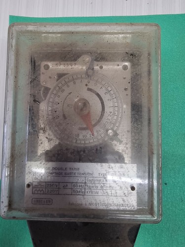 Ancienne horloge - ancienne,