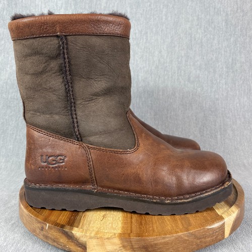 Ugg australia beacon boots - australia,