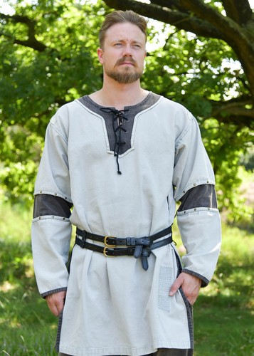 Battle merchant tunique - battle-merchant,