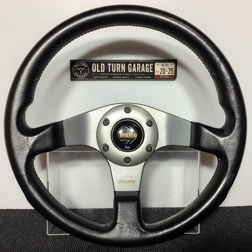 Volant momo tuner - 320mm, cuir