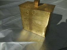 ANCIENNE BOITE LAITON DECORE