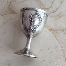 Ancien Coquetier en Argent Poinçon Minerve style Rocaille