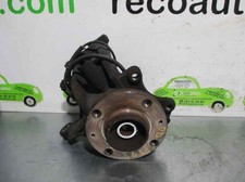 MOYEU DE ROUE AVANT DROITE /