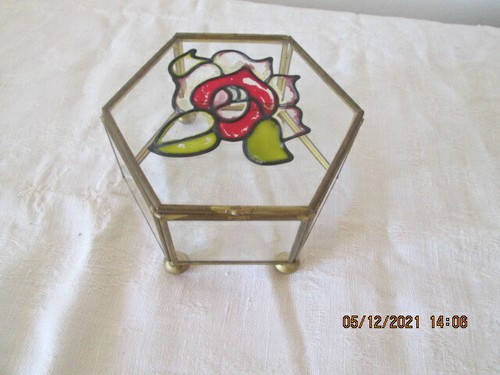 Boite bijoux vitrine laiton - boite,