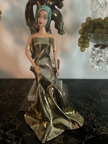 Shimmering gold barbie gown - gold,,