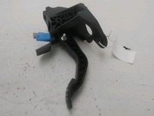 PEDALE D'EMBRAYAGE - Renault Twingo III (AH) 2018 465030341R