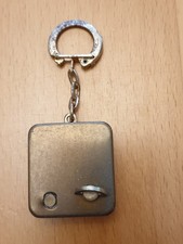Rare porte clef boite à