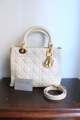 Dior sac main modèle lady - à,