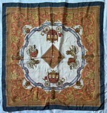 Foulard en soie  vintage -