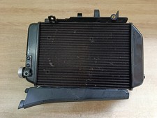 UN RADIATEUR COTE DROIT 61935008133 MOTO KTM 1290 SUPER ADVENTURE 2021 A 2024