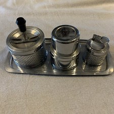 ensemble du fumeur CENDRIER TOURNANT  BRIQUET  BOITE A CIGARETTE SUR PLATEAU F