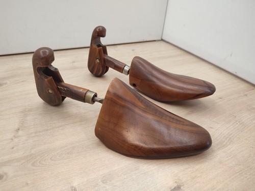 Paire embauchoirs chaussures - paire,