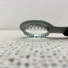 ECAILLEUR POISSON PRO