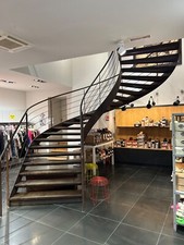 escalier ancien en métal