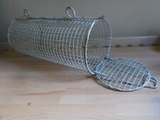 Ancienne nasse pour pêche poissons coquillages