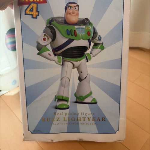 Takara tomy toy - story, real