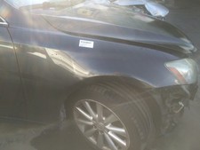 aile avant droit LEXUS IS200