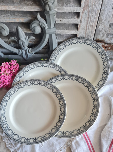 Anciennes assiettes plates - assiettes,