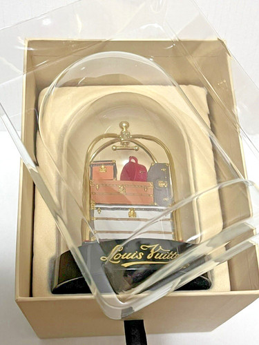 Louis vuitton snow - vuitton, globe
