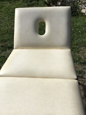 table de massage  cadre et pieds metal transportable 