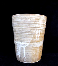 Eugéne LION Ancien vase en grès signé Lion saint Amand en Puisaye