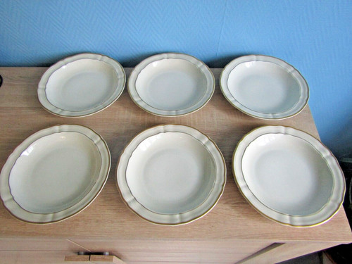 Assiettes creuses en - 6,