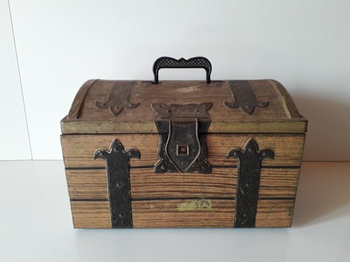 Ancienne boite biscuit - boite,