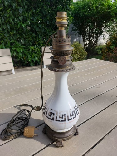 Lampe pétrole ancienne - lampe,