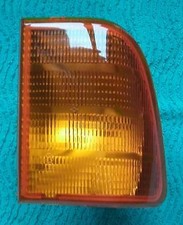 1 Feu Clignotant avant Gauche