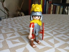 Armée romaine PLAYMOBIL - Fantassin avec casque à tète de lion, dague, bouclier