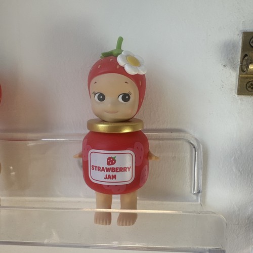 Sonny angel strawberry - strawberry, love