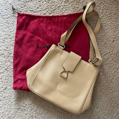 Can worn crossbody as - can, or