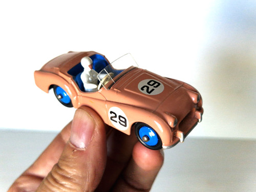Dinky toys ancien triumph - dinky,