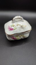 Ancienne petite boîte - petite,