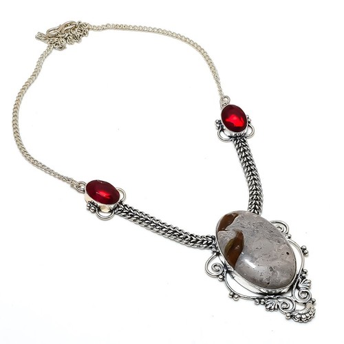 Collier grenat turritella