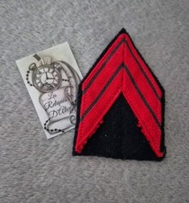 Grade / galon de bras caporal / brigadier avec crochets