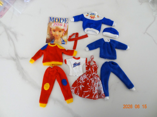 Lot tenues pour - de, poupée