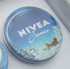 RARE une très petite Boite 30 ml Nivea Collection illustrée paysage de neige