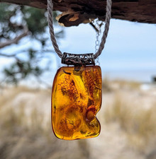 Pendentif ambre naturel cognac amulette polie transparente bijoux GEnuin