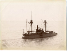 Navire ''le Fusée'' marine de