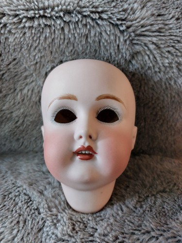 Superbe reproduction tête - , de