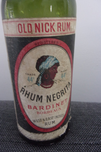 Ancienne bouteille rhum - bouteille,