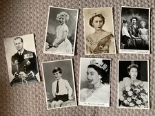 Lot De 7 Cartes Postales Reine