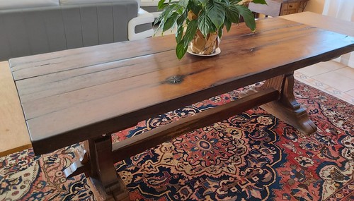 Table monastere avec 2 - ,