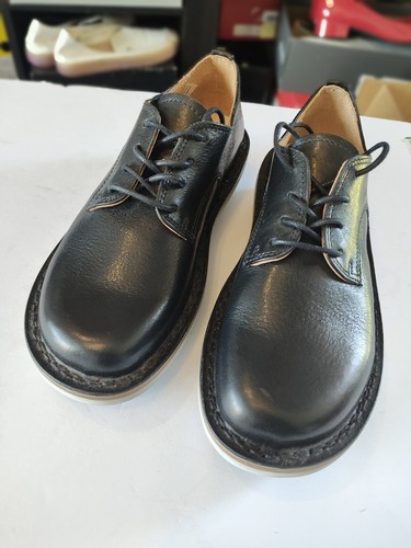 New black trippen - new, women