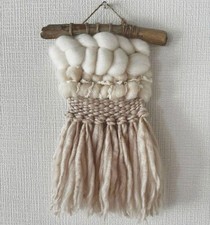 Tapisserie feutre de laine intérieur lait de mouton fait main