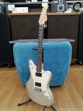 Guitare électrique FERNANDES