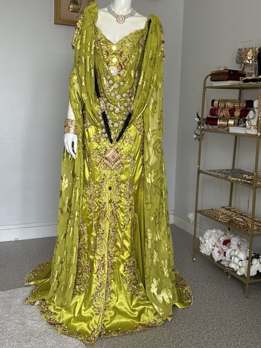 Robe traditionnelle - robe,