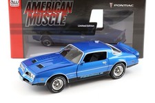 1:18 Voiture Monde 1978 PONTIAC FIREBIRD FORMULA Bleu Métallique Martinique