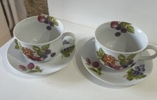 2 tasses et soucoupes